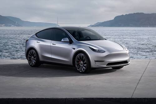 Tesla Model Y 2024