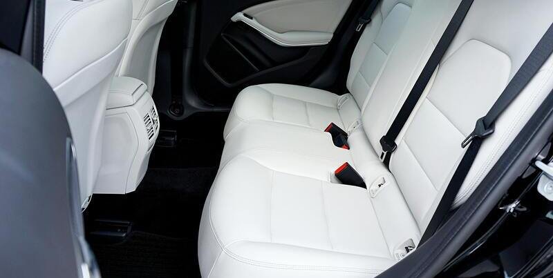 Isofix-jälkiasennus vanhaan autoon 